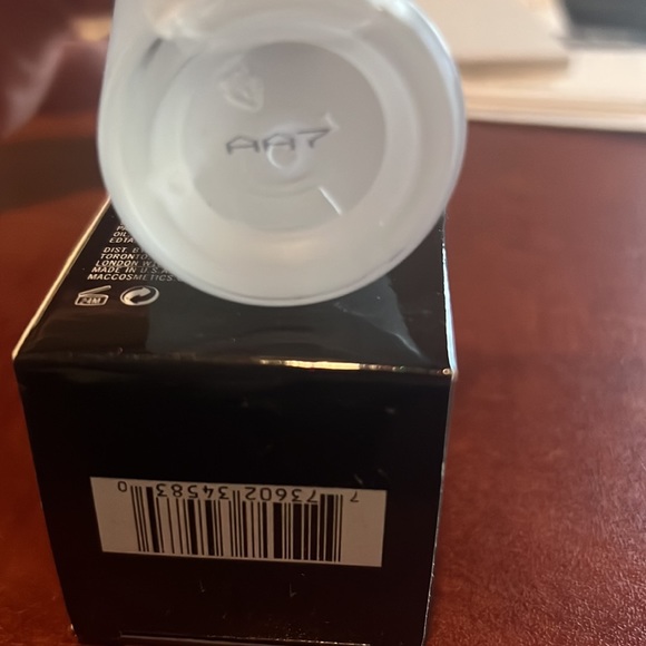 MAC Prep+Prime FIX+Primer & Setting Spray Full Size 3.4oz - Picture 4 of 4